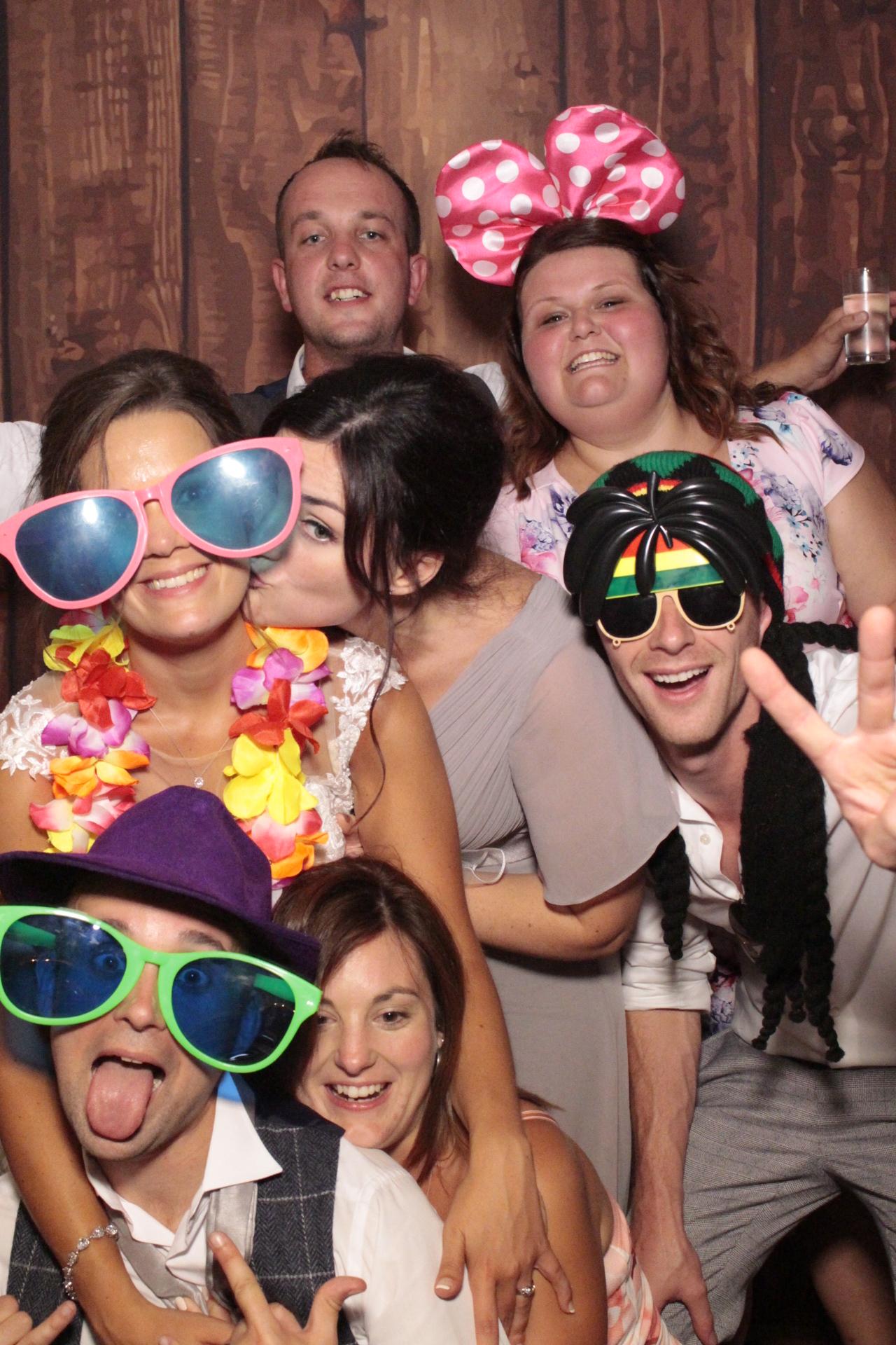 Samantha & Sean's Wedding | View more photos from the event at gallery.myphotoboothexperience.co.uk/u/MyPhotoBoothExperienceLtd/Samantha-Seans-Wedding